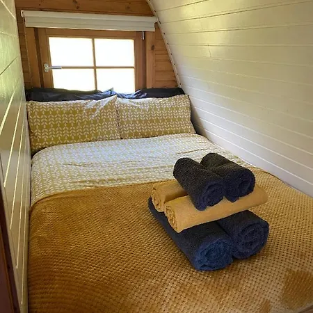 Acorns Luxury Glamping Hotel Holywell  Exterior photo
