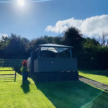 Acorns Luxury Glamping Hotel Holywell  Exterior photo