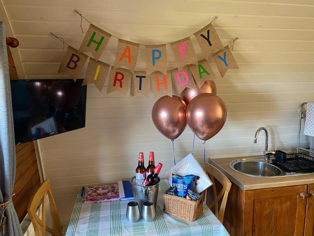 Acorns Luxury Glamping * Holywell (Flintshire)