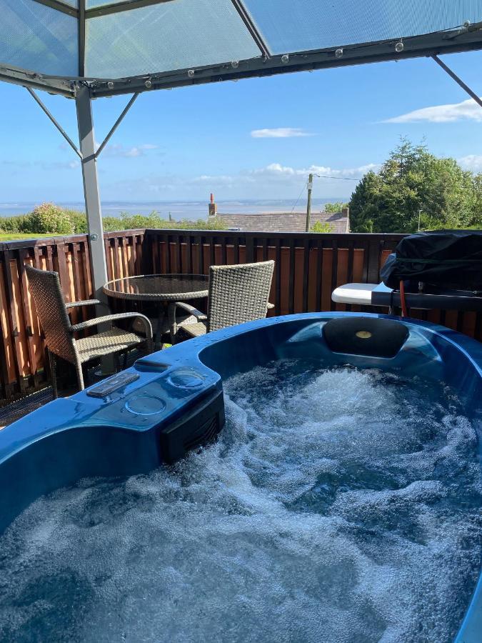 Acorns Luxury Glamping * Holywell (Flintshire)